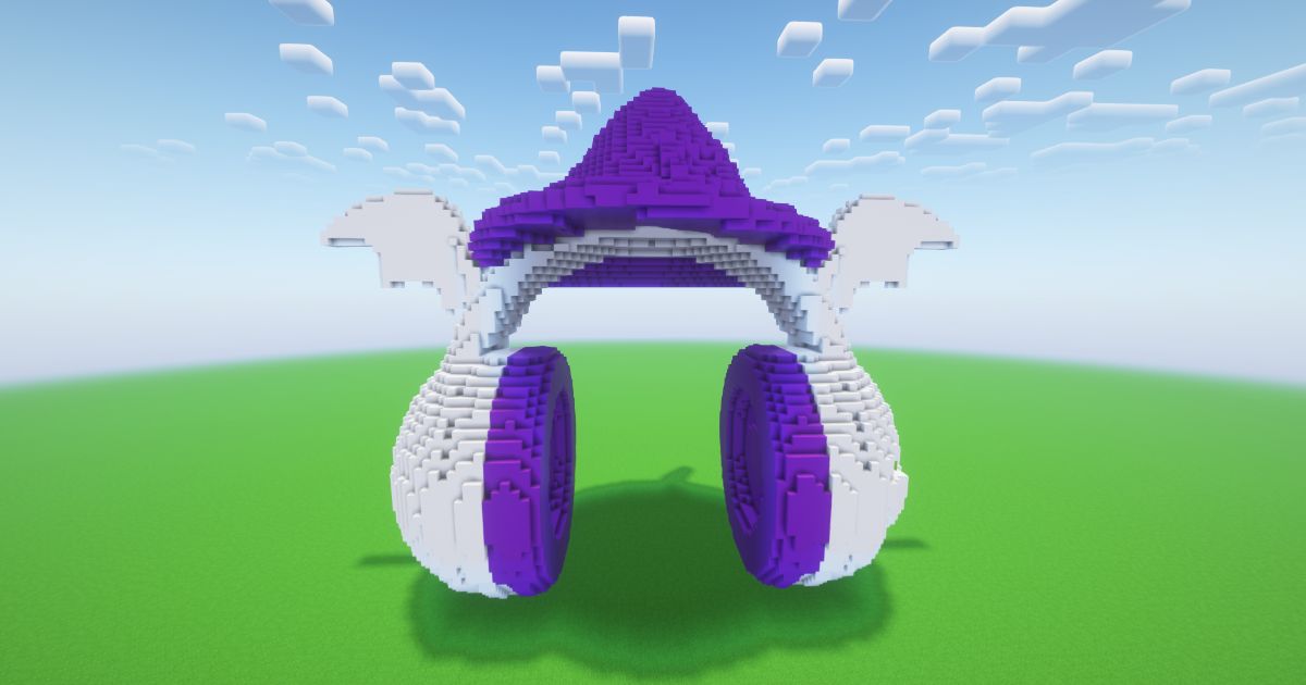 Minecraft Halloween Gamer Headset Statue